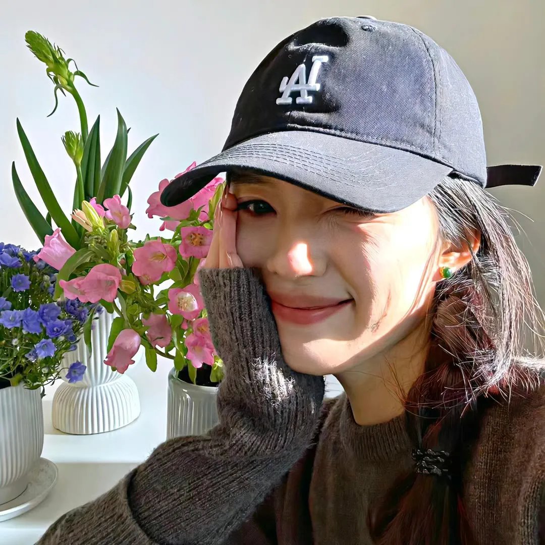 美鸟伴身边